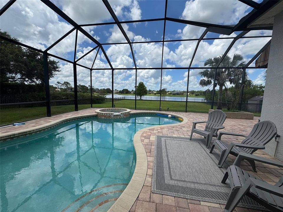 Active With Contract: $999,000 (4 beds, 3 baths, 2770 Square Feet)