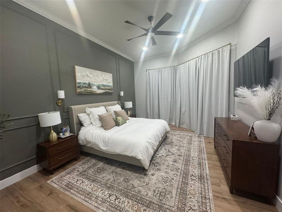 Active With Contract: $999,000 (4 beds, 3 baths, 2770 Square Feet)