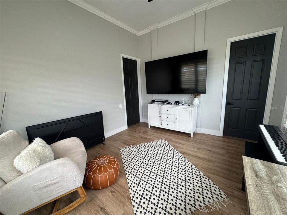 Active With Contract: $999,000 (4 beds, 3 baths, 2770 Square Feet)