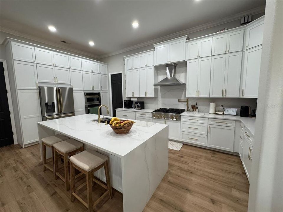 Active With Contract: $999,000 (4 beds, 3 baths, 2770 Square Feet)