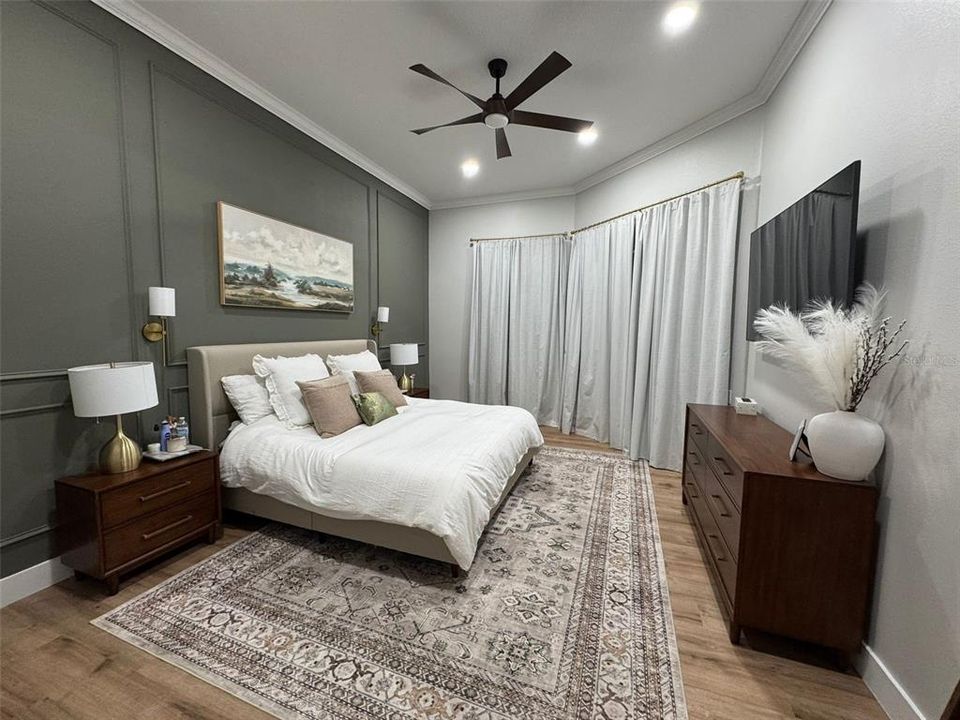 Active With Contract: $999,000 (4 beds, 3 baths, 2770 Square Feet)