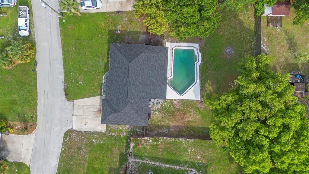 合同活跃: $420,000 (4 贝兹, 3 浴室, 1499 平方英尺)