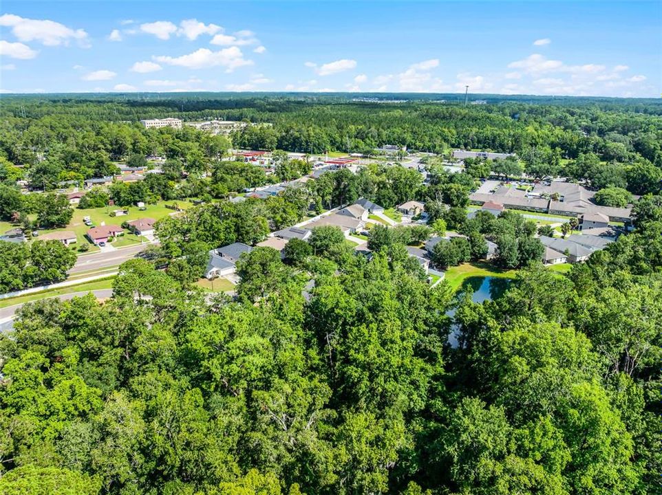 Activo con contrato: $258,900 (3 camas, 2 baños, 1437 Pies cuadrados)