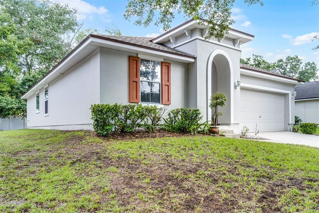 Activo con contrato: $258,900 (3 camas, 2 baños, 1437 Pies cuadrados)