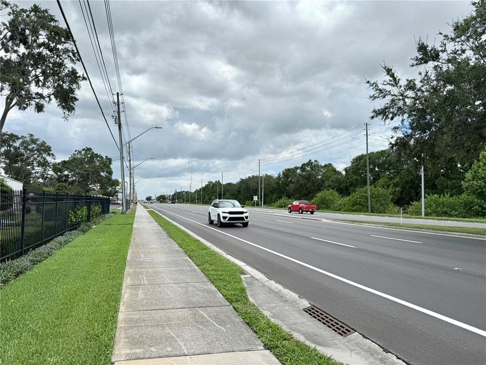 待售: $88,000 (2.22 acres)