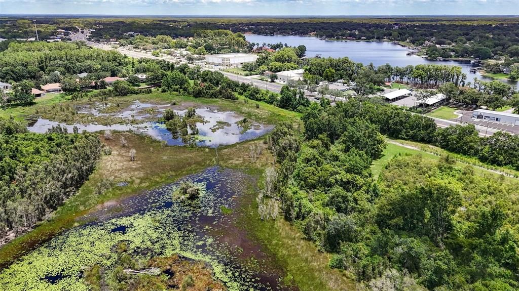 待售: $88,000 (2.22 acres)