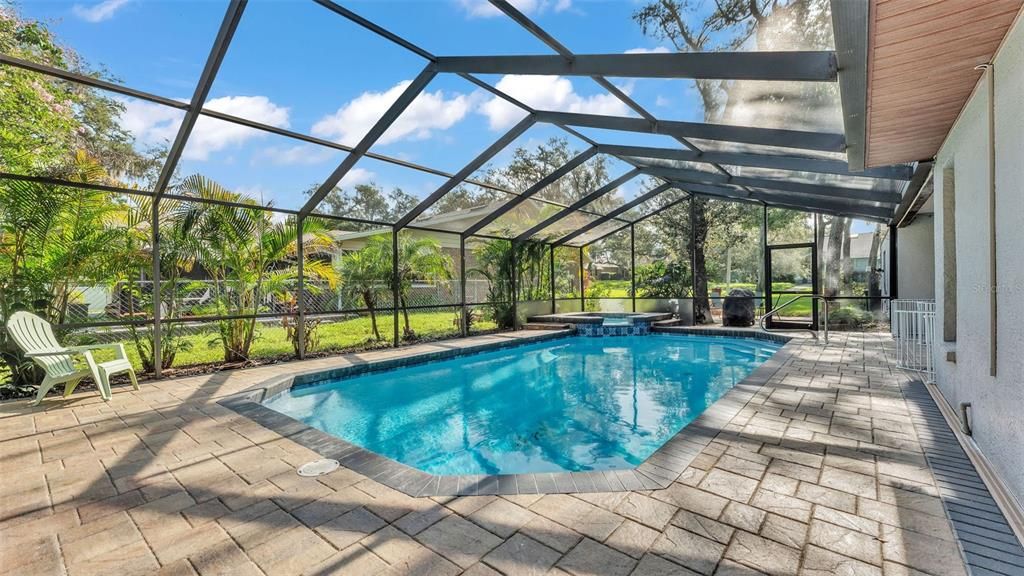 En Venta: $560,000 (4 camas, 3 baños, 3095 Pies cuadrados)