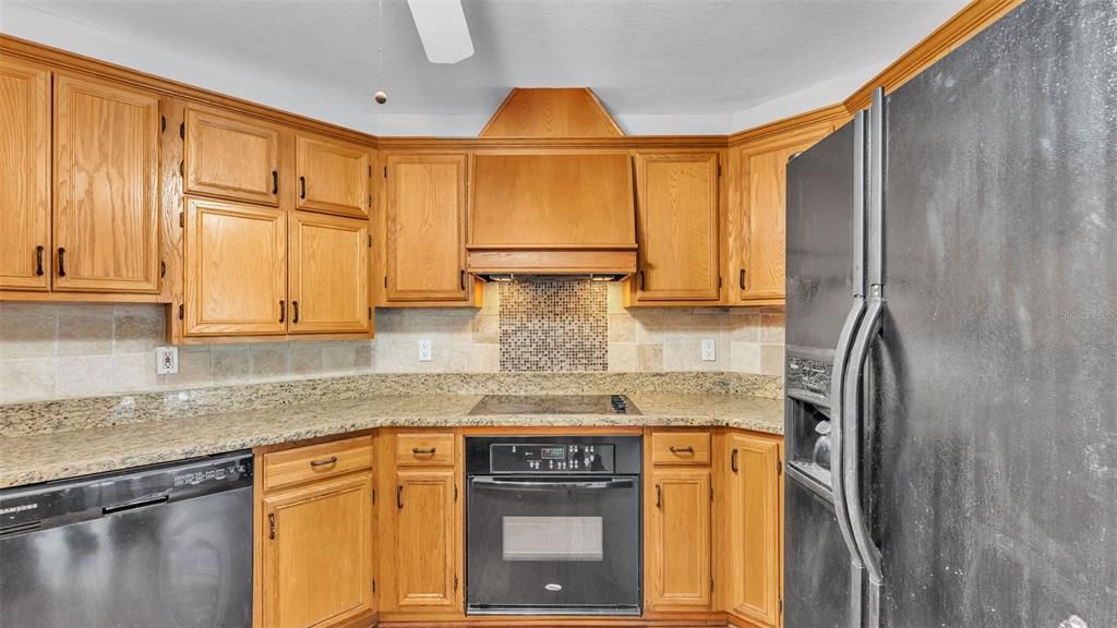 En Venta: $560,000 (4 camas, 3 baños, 3095 Pies cuadrados)