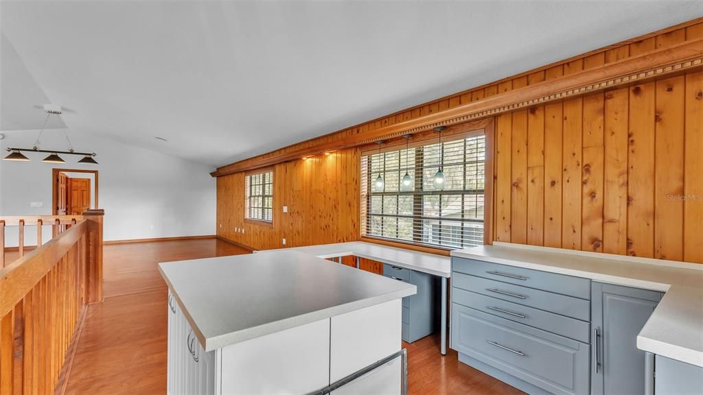 En Venta: $560,000 (4 camas, 3 baños, 3095 Pies cuadrados)