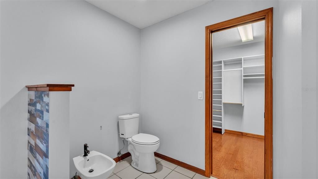 En Venta: $560,000 (4 camas, 3 baños, 3095 Pies cuadrados)