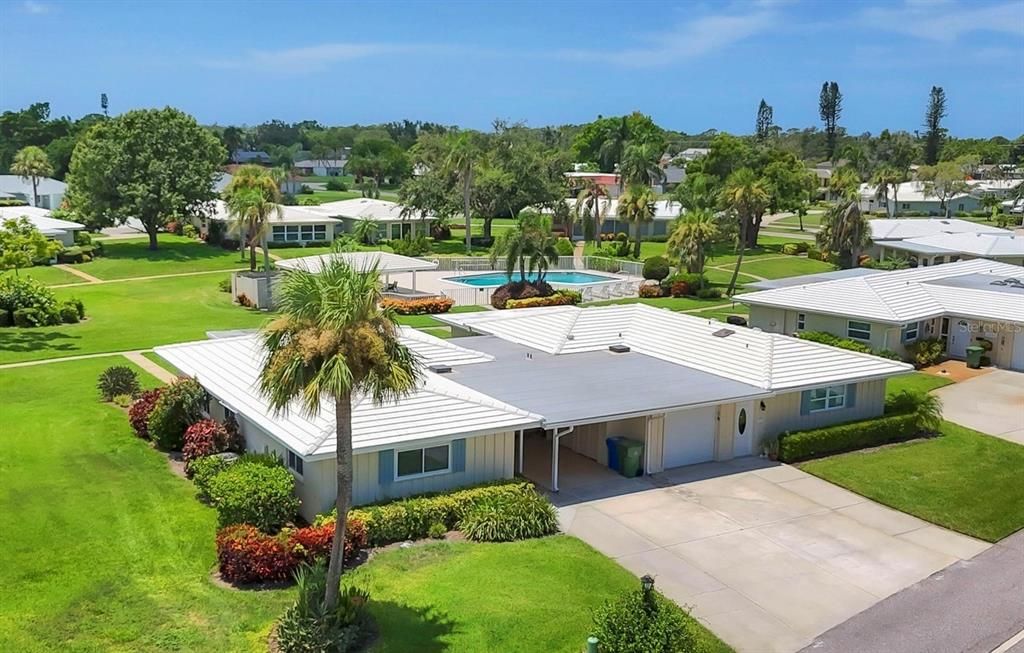 Active With Contract: $257,500 (2 beds, 2 baths, 1505 Square Feet)