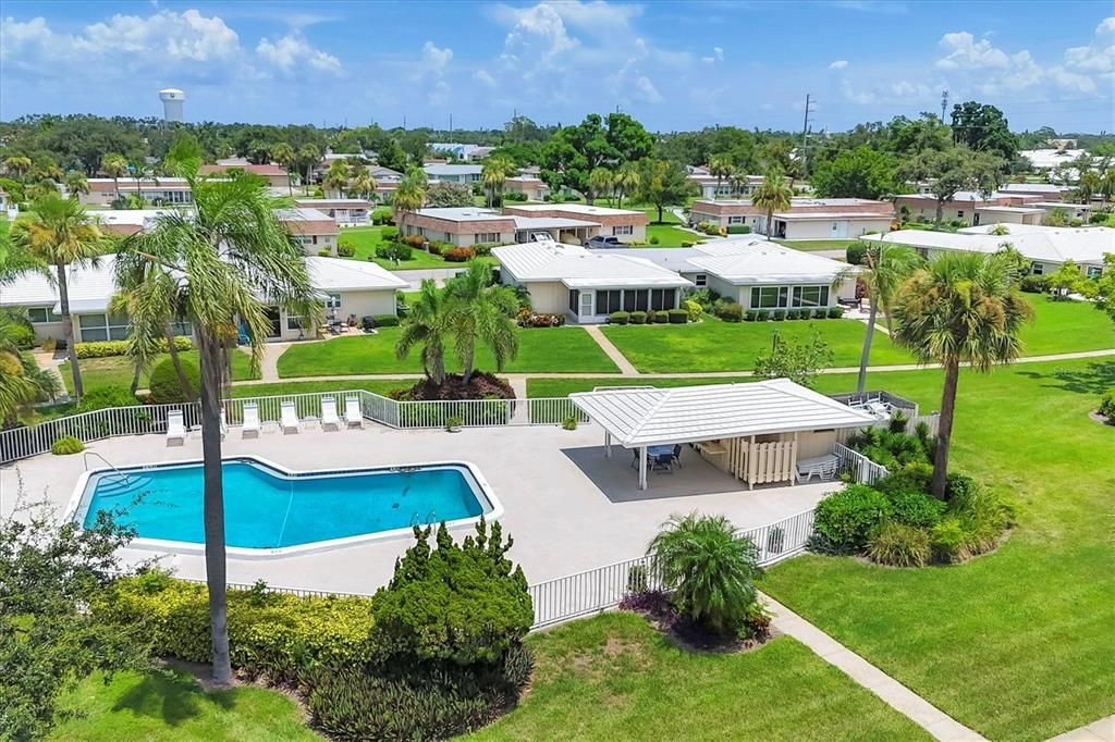 Active With Contract: $257,500 (2 beds, 2 baths, 1505 Square Feet)