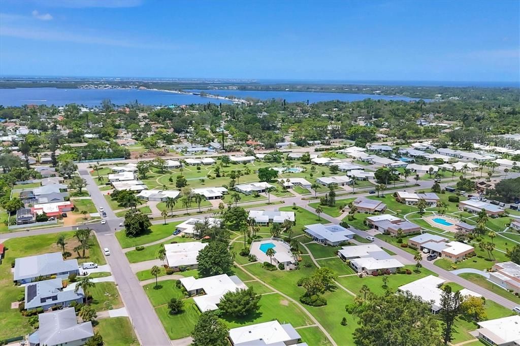 Active With Contract: $257,500 (2 beds, 2 baths, 1505 Square Feet)