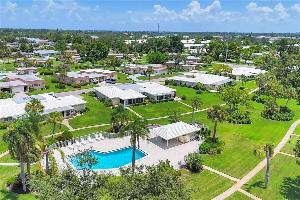 Active With Contract: $257,500 (2 beds, 2 baths, 1505 Square Feet)