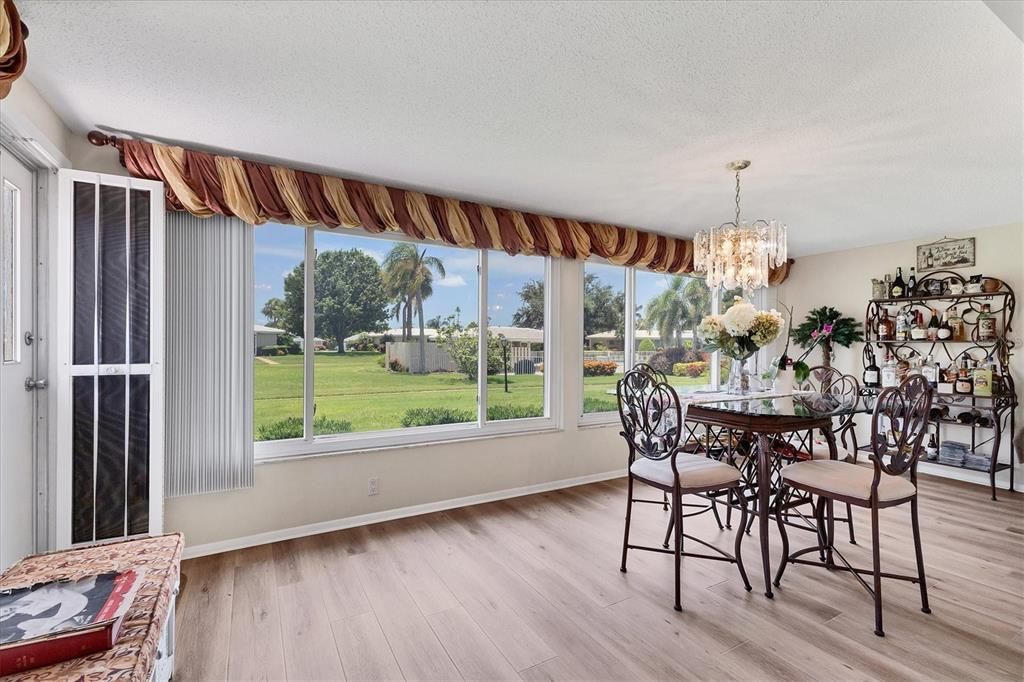 Active With Contract: $257,500 (2 beds, 2 baths, 1505 Square Feet)