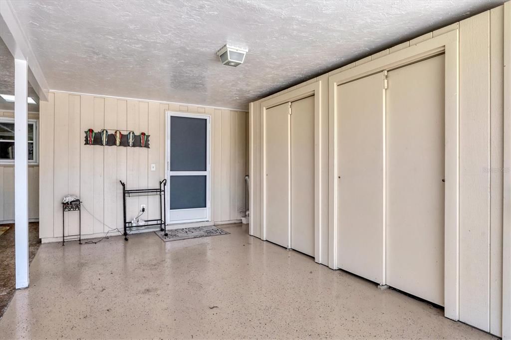 Active With Contract: $257,500 (2 beds, 2 baths, 1505 Square Feet)