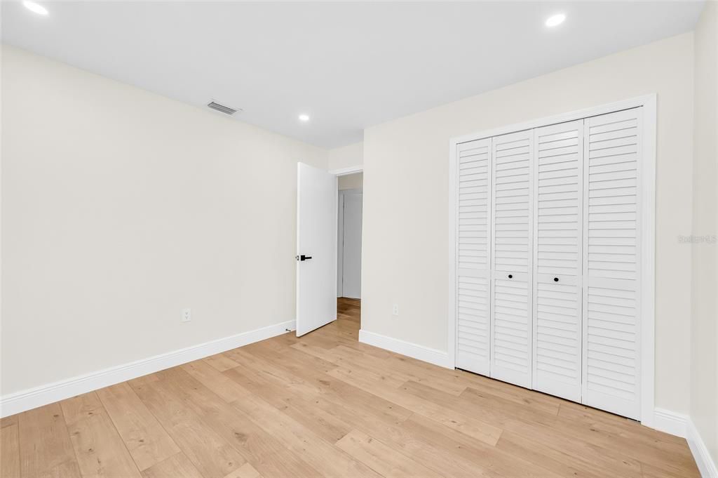 Active With Contract: $569,000 (3 beds, 2 baths, 1452 Square Feet)