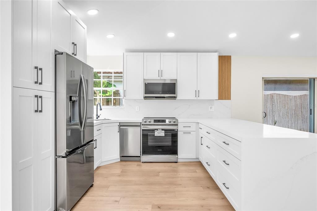 Active With Contract: $569,000 (3 beds, 2 baths, 1452 Square Feet)