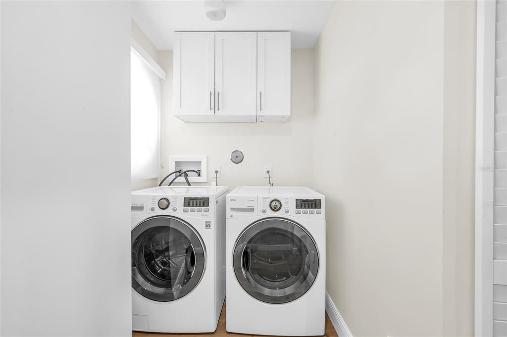 Active With Contract: $569,000 (3 beds, 2 baths, 1452 Square Feet)