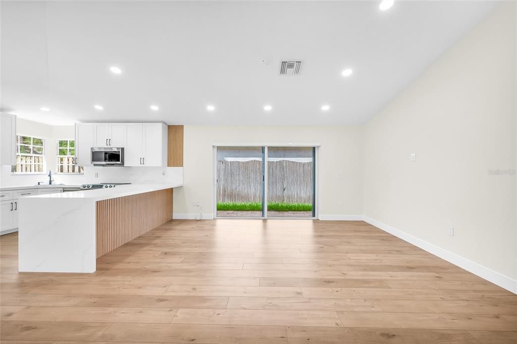 Active With Contract: $569,000 (3 beds, 2 baths, 1452 Square Feet)