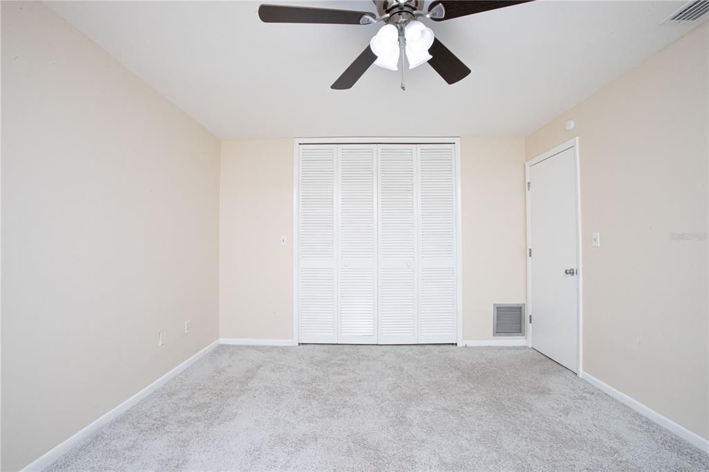 待售: $520,000 (2 贝兹, 2 浴室, 1824 平方英尺)