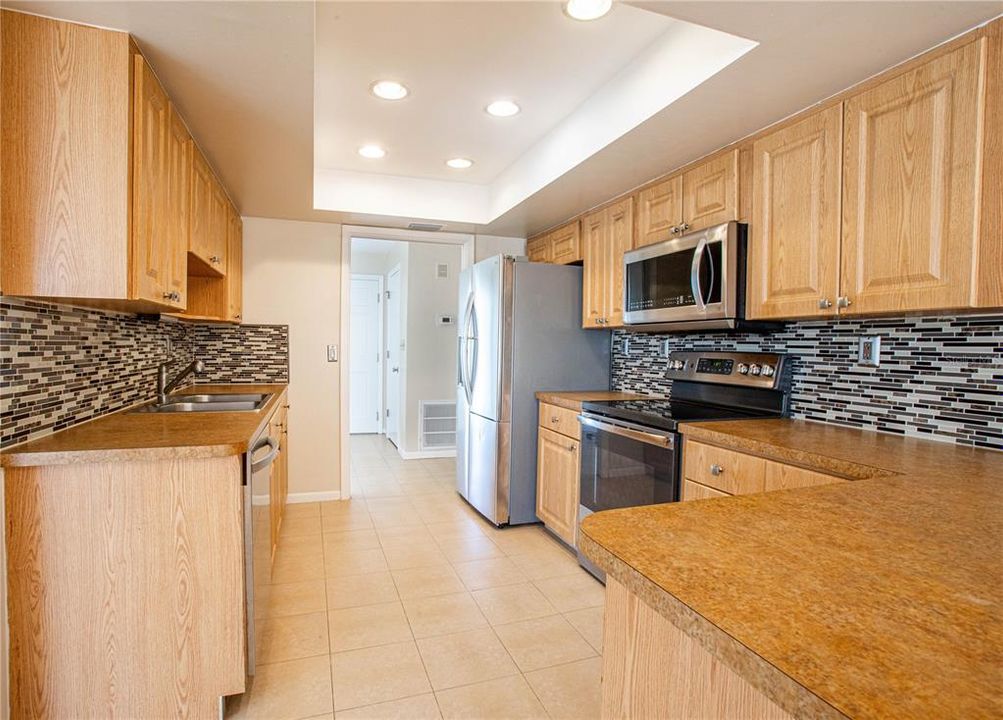 待售: $520,000 (2 贝兹, 2 浴室, 1824 平方英尺)