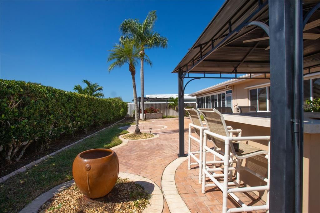 待售: $520,000 (2 贝兹, 2 浴室, 1824 平方英尺)