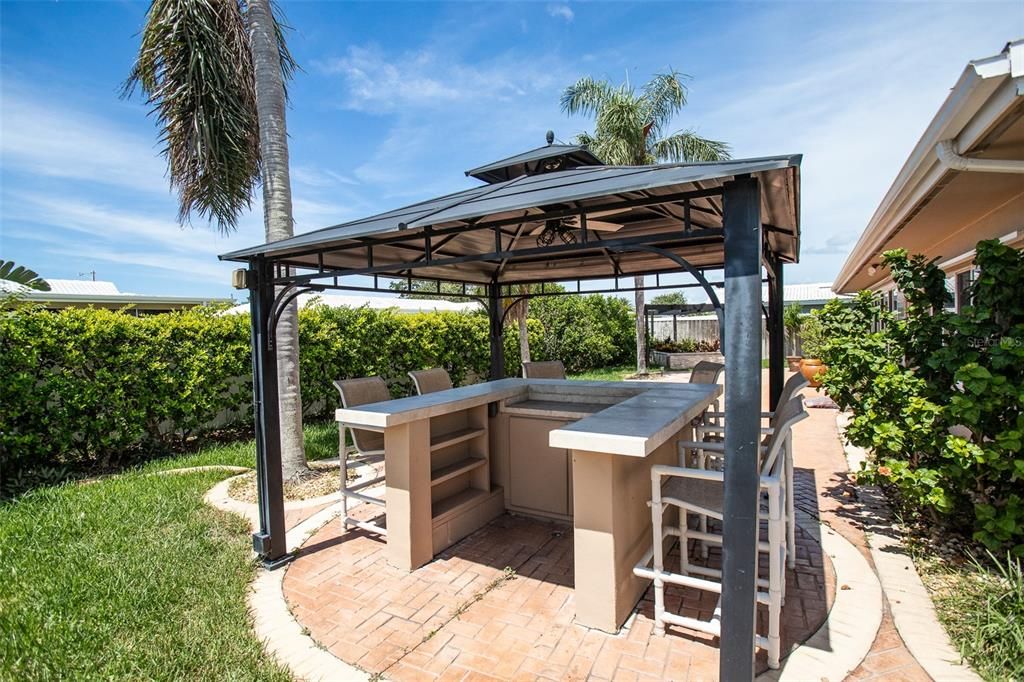 待售: $520,000 (2 贝兹, 2 浴室, 1824 平方英尺)