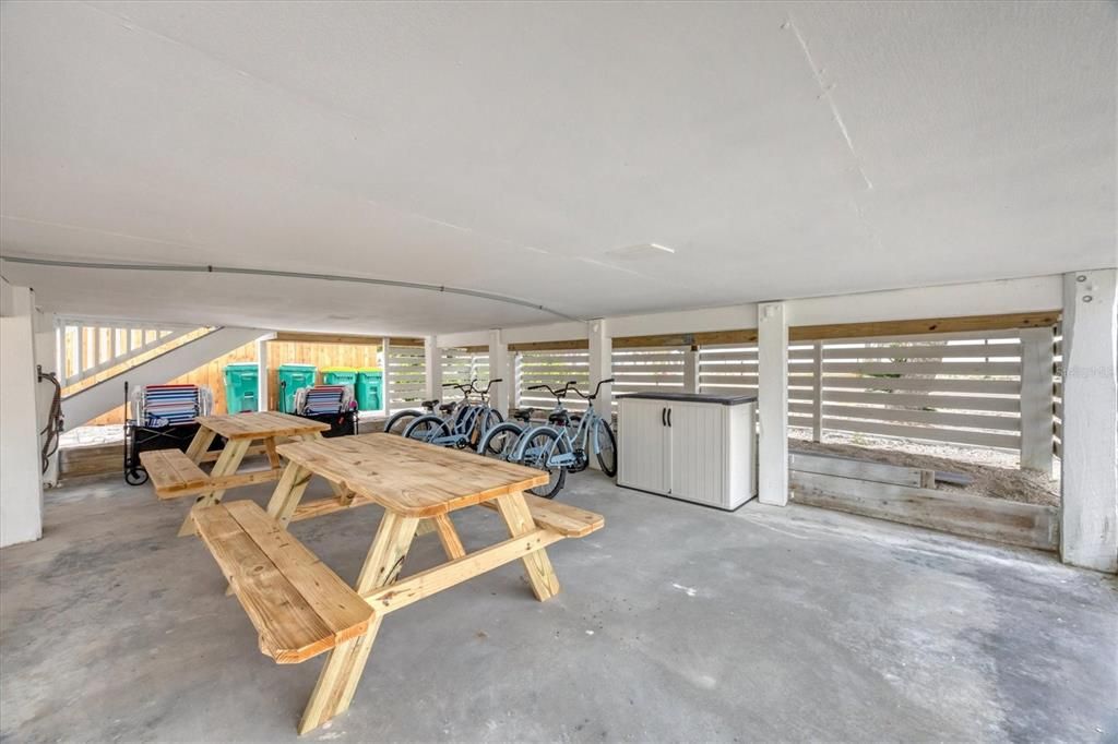For Sale: $1,730,000 (4 beds, 0 baths, 1664 Square Feet)