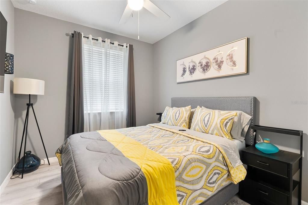 合同活跃: $370,000 (3 贝兹, 2 浴室, 1846 平方英尺)