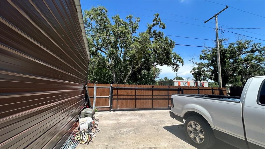 На продажу: $1,000,000 (0 спален, 0 ванн, 911 Квадратных фут)