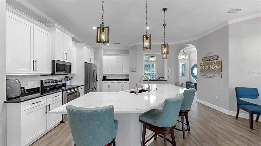 For Sale: $1,099,000 (4 beds, 3 baths, 2932 Square Feet)