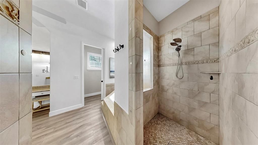 For Sale: $1,099,000 (4 beds, 3 baths, 2932 Square Feet)