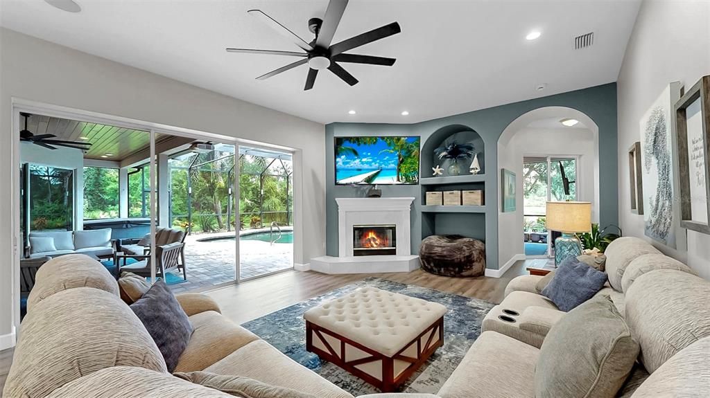 For Sale: $1,099,000 (4 beds, 3 baths, 2932 Square Feet)