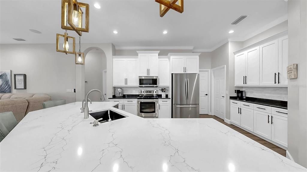 For Sale: $1,099,000 (4 beds, 3 baths, 2932 Square Feet)