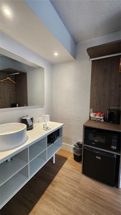 En Venta: $65,000 (1 camas, 1 baños, 198 Pies cuadrados)