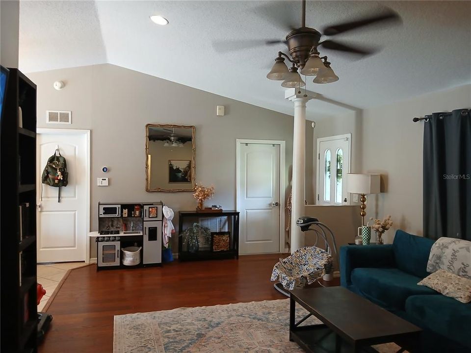 Great rm from hallway