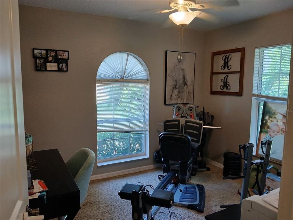 2nd bedroom up front