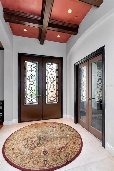 Под контрактом: $999,990 (5 спален, 5 ванн, 3720 Квадратных фут)