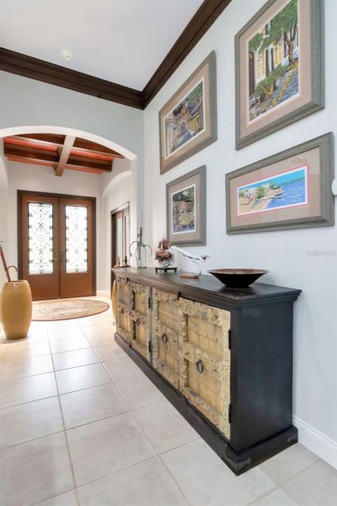 Под контрактом: $999,990 (5 спален, 5 ванн, 3720 Квадратных фут)