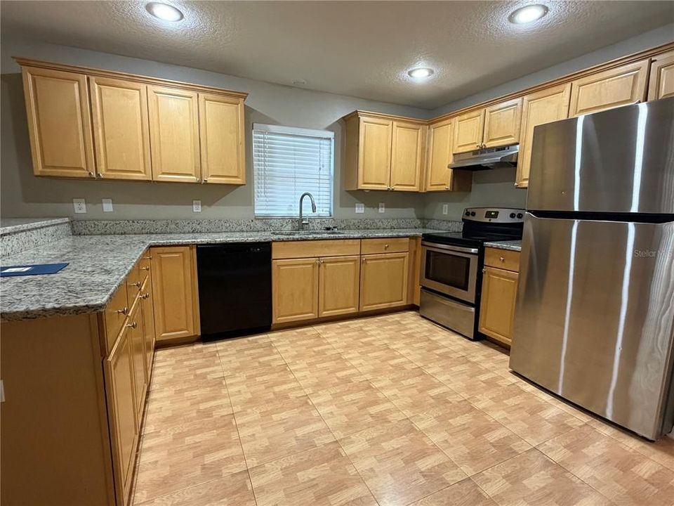 На продажу: $538,000 (3 спален, 2 ванн, 1542 Квадратных фут)