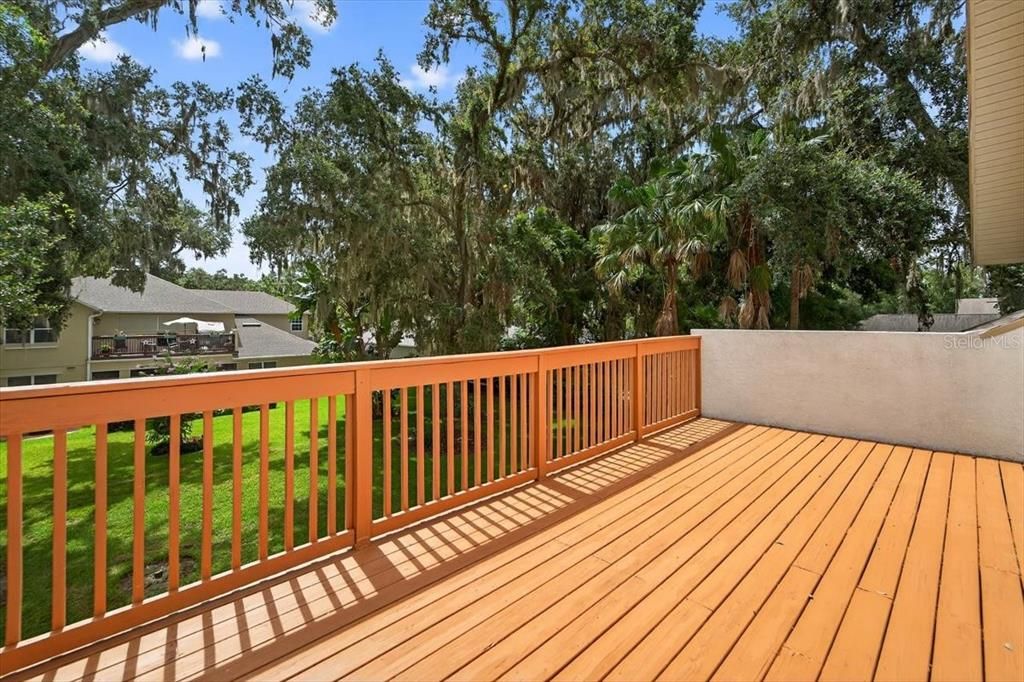 Activo con contrato: $534,900 (4 camas, 3 baños, 3423 Pies cuadrados)