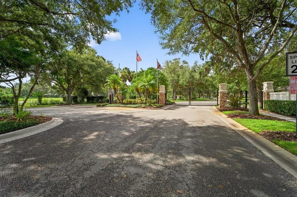 Activo con contrato: $534,900 (4 camas, 3 baños, 3423 Pies cuadrados)