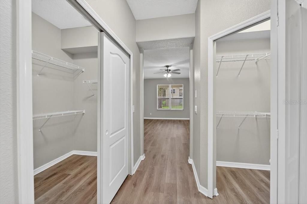 Activo con contrato: $534,900 (4 camas, 3 baños, 3423 Pies cuadrados)