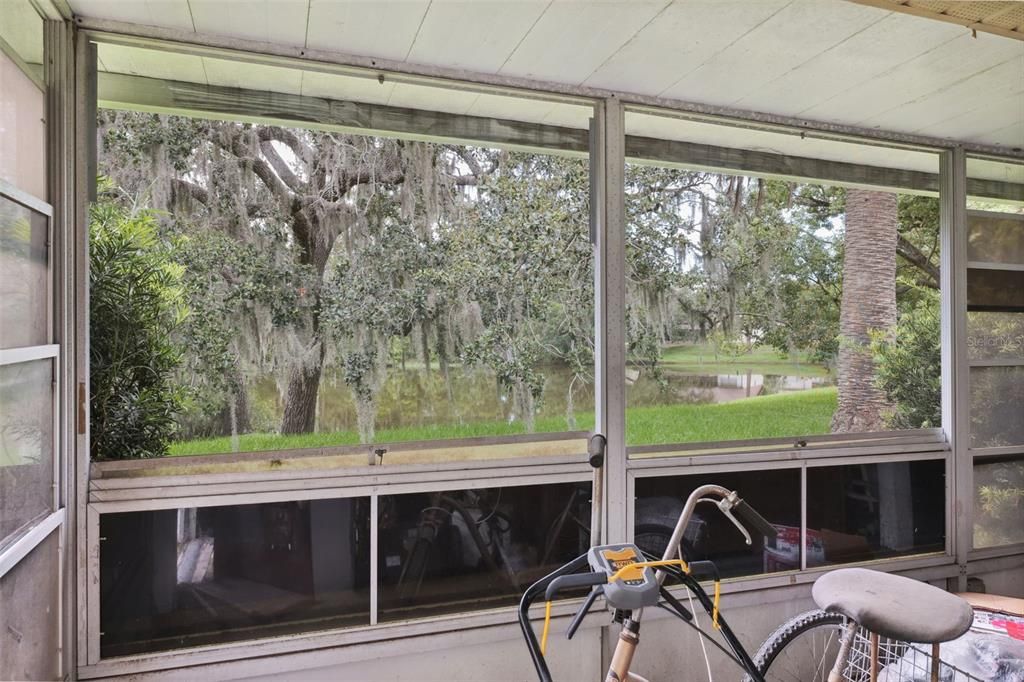 待售: $225,000 (4 贝兹, 3 浴室, 2047 平方英尺)