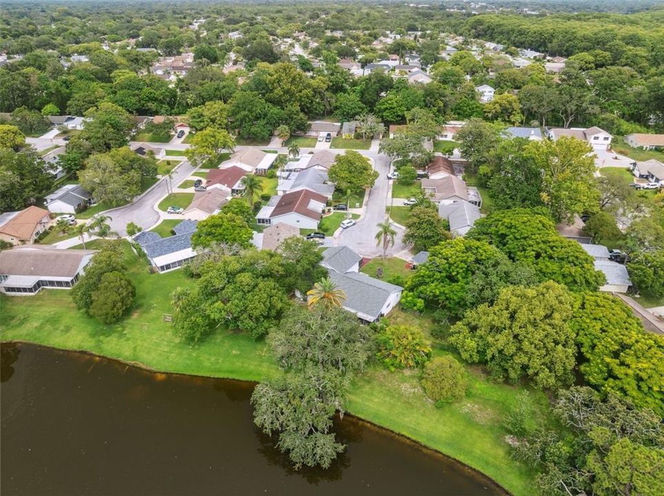 待售: $225,000 (4 贝兹, 3 浴室, 2047 平方英尺)