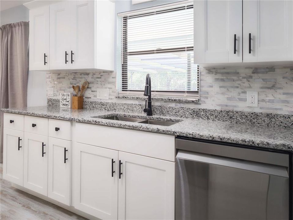 For Sale: $389,000 (3 beds, 2 baths, 1610 Square Feet)