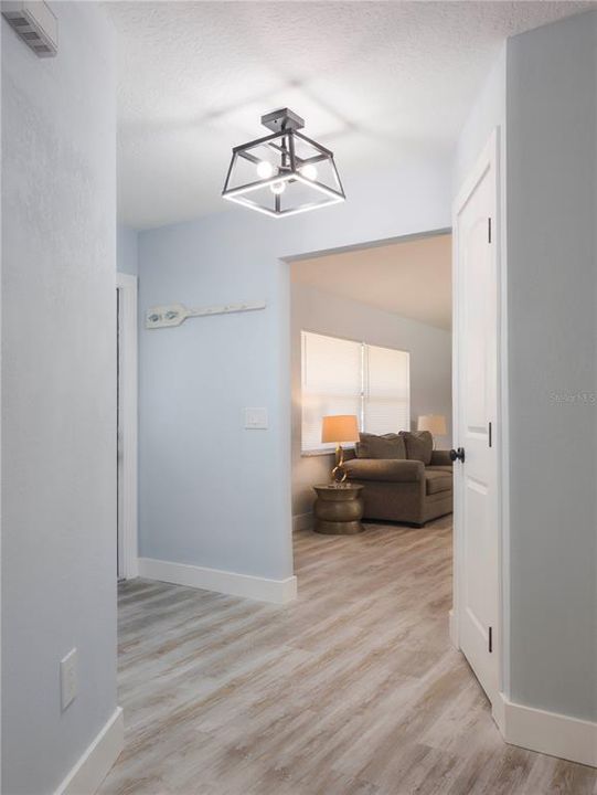 For Sale: $389,000 (3 beds, 2 baths, 1610 Square Feet)