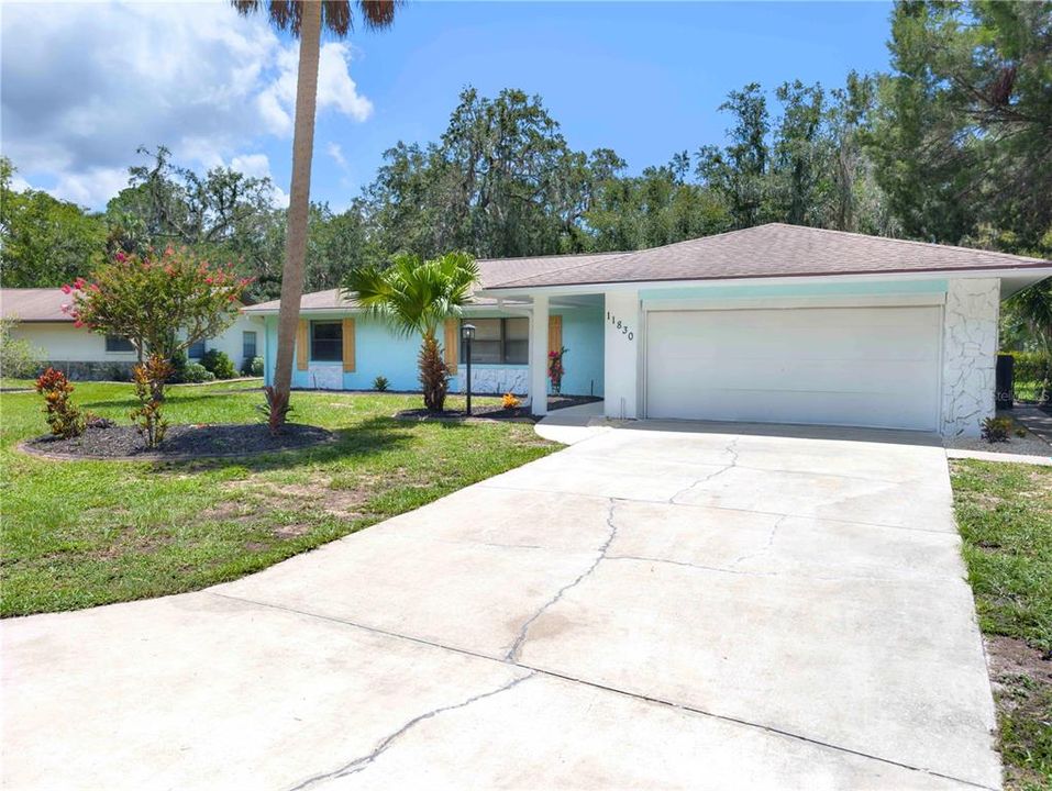 For Sale: $389,000 (3 beds, 2 baths, 1610 Square Feet)