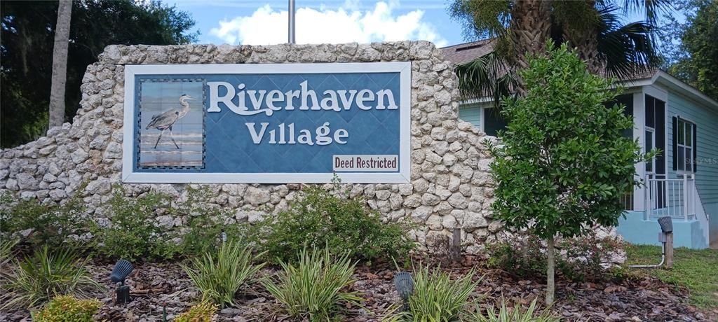 For Sale: $389,000 (3 beds, 2 baths, 1610 Square Feet)